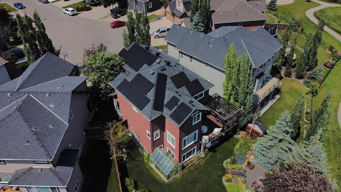 Saje Hill Calgary 11.5 kW1 - - levelupsolar.ca